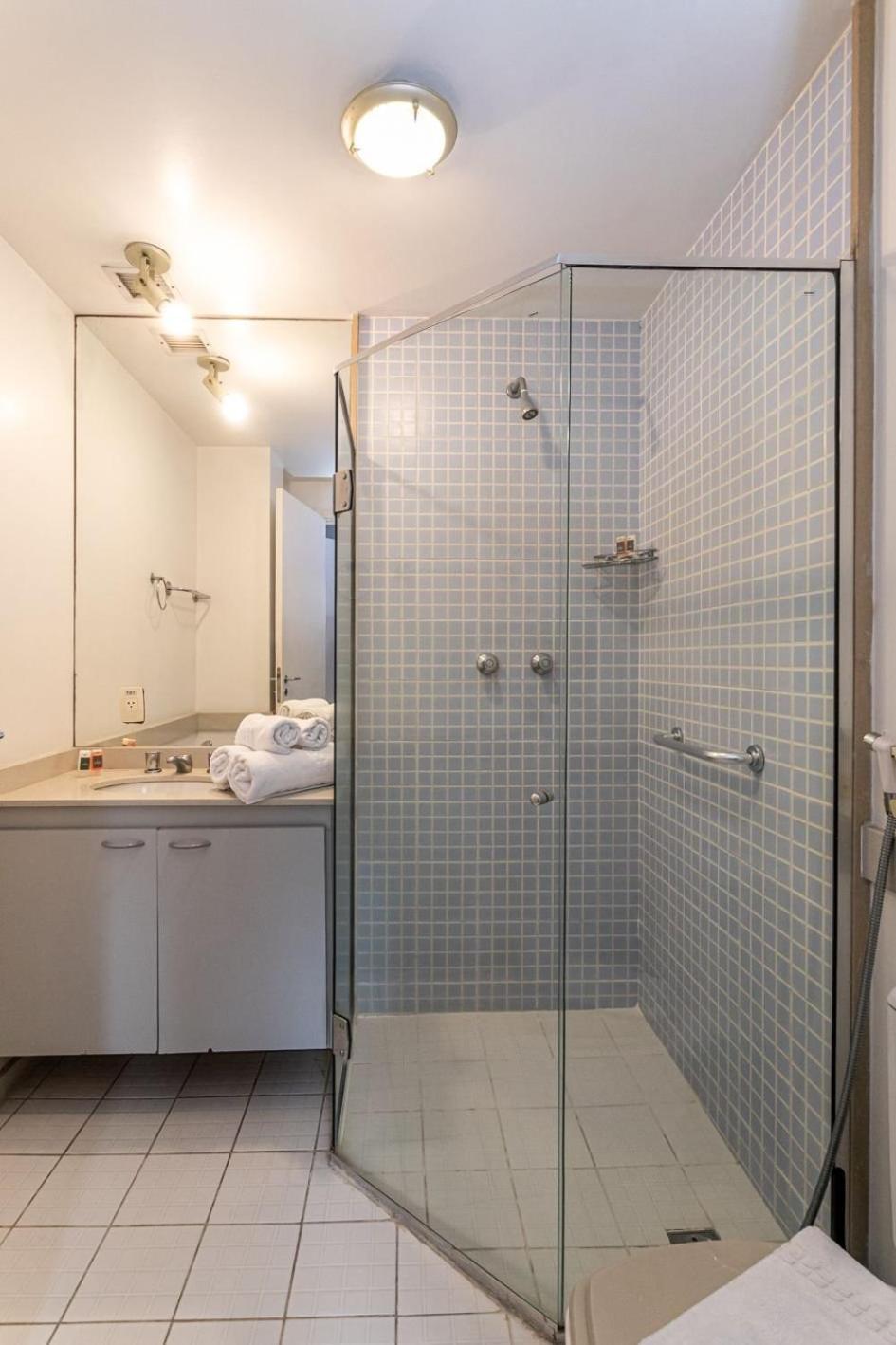 Apartemen Predio Com Servicos Ao Lado Da De Copacabana Rio de Janeiro